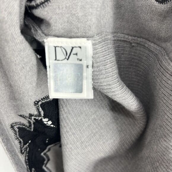 Diane Von Furstenberg Sweater Size Medium Gray Doreen Wool Stretch Floral DVF - Picture 7 of 9